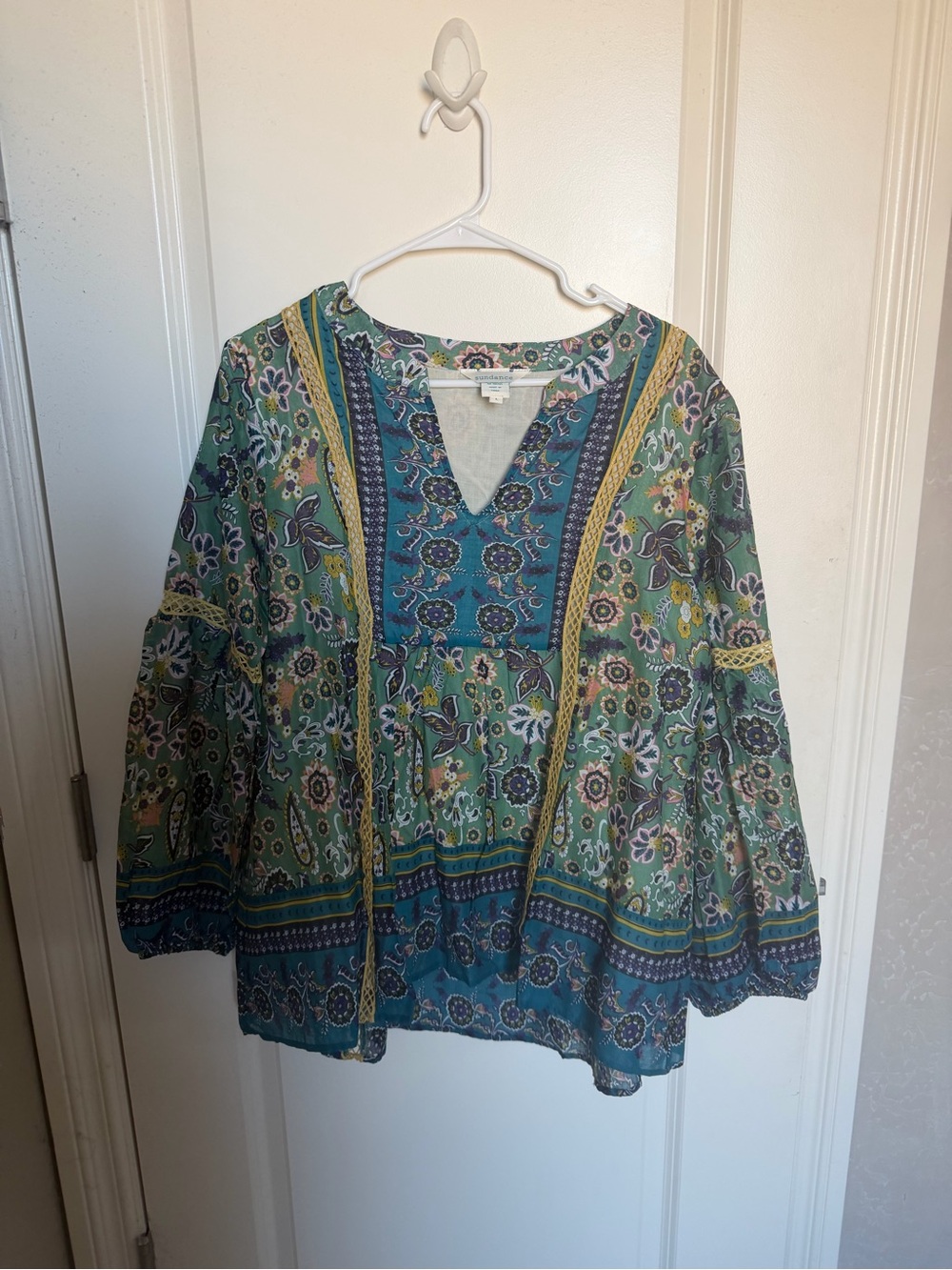 Sundance Green & Teal Floral Tunic Blouse
